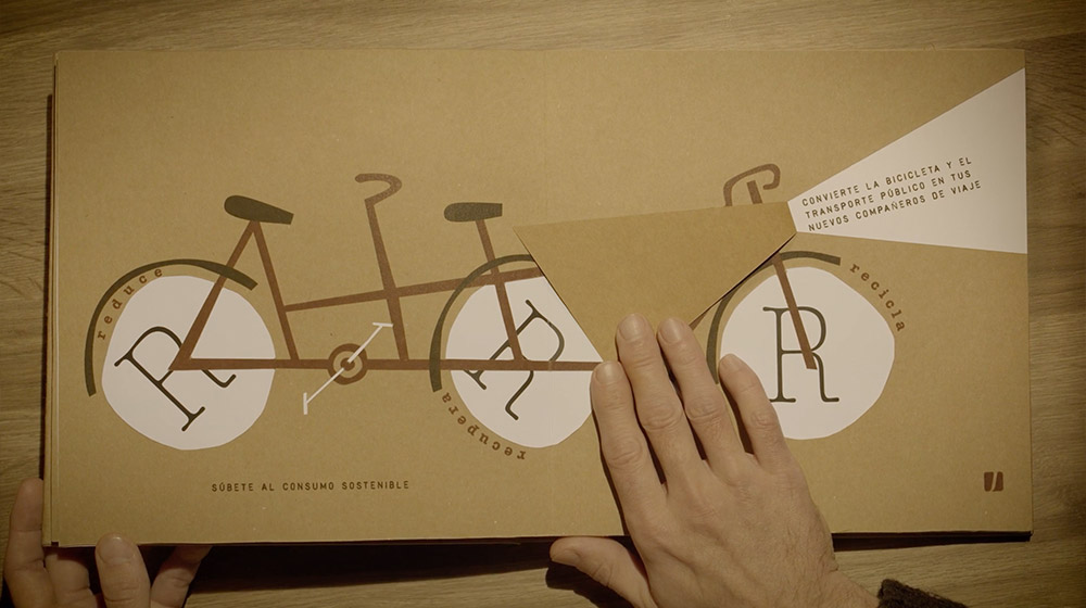 libro pop-up para campaña navidad sostenibilidad diseño